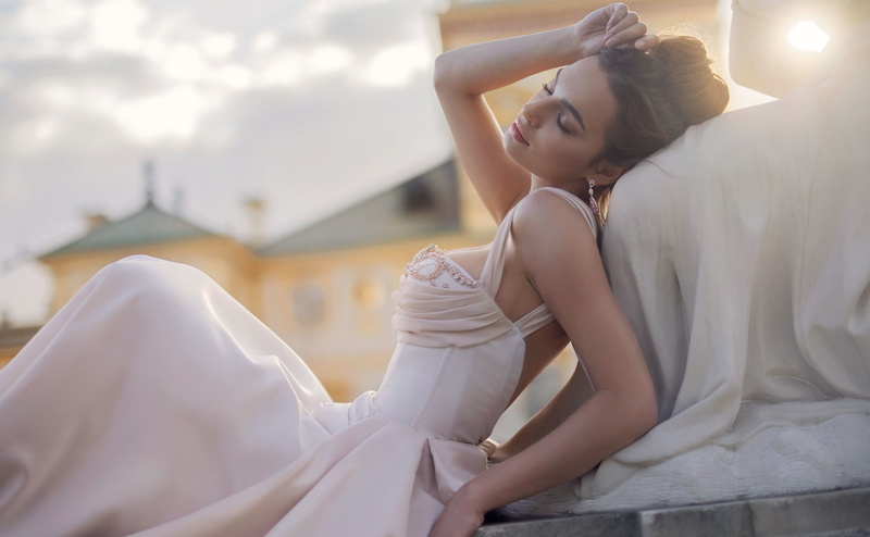 bride, Wedding, Gorgeous, Style, Dress, poses, women, clothes, outdoors, one person, contemplation, hairstyle, glamour, newlywed, elegance, celebration