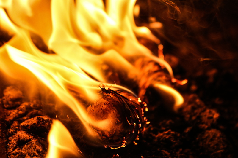 nature, backgrounds, night, yellow, flame, igniting, smoldering, macro, fireplace, burnt, outdoors, bright, red, light - Natural Phenomenon, fire, heat - Temperature