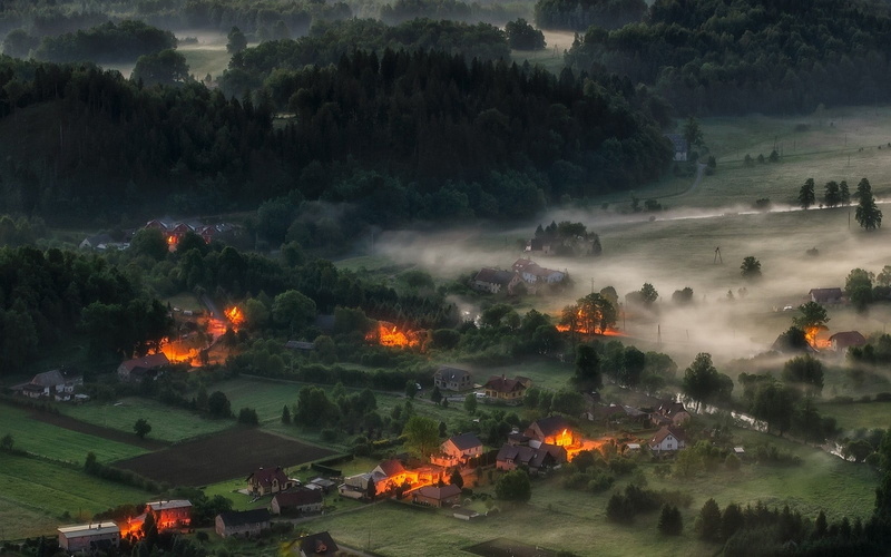 tree, scenics - nature, no people, nature, fire - natural phenomenon, landscape, outdoors, tranquil scene, villages, morning, high angle view, motion, forest