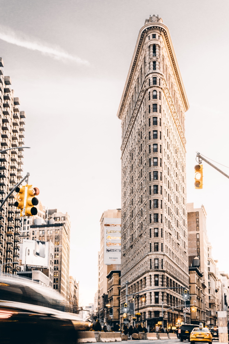 traffic, new york city, flat, flatiron, city life, skyscraper, city, nyc, outdoors, 5K, architecture, road, street, day, transportation, building exterior