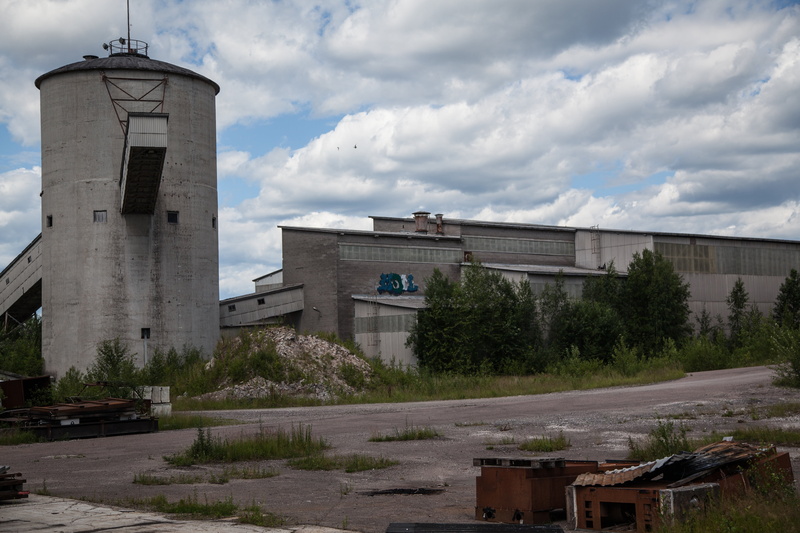grungy, decay, growth, dirty, construction, structure, aged, corrosion, pipeline, abandoned, grunge, day, 5K, place of worship, industry, outdoors, architecture