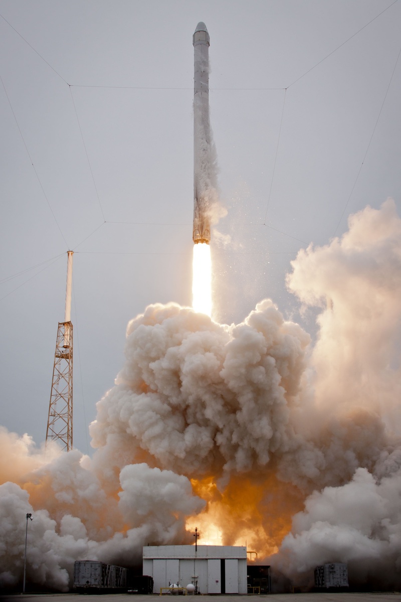 nature, rocket, smoke - physical structure, power, building exterior, launch, transportation, transport, pollution, 2K, low angle view, launch pad, lift-off