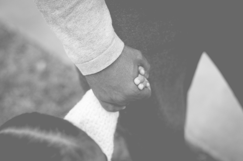 high angle view, dad, hand, day, hands, human body part, men, girl, 5K, bonding, couple - relationship, women, finger, sweet, adult, heterosexual couple
