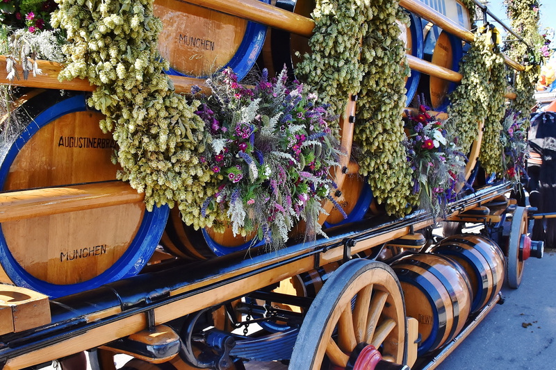 architecture, brow, beer, nature, floral decorations, oktoberfest, traditionally, beer car, mode of transportation, mug, wood - material, barrels, prost