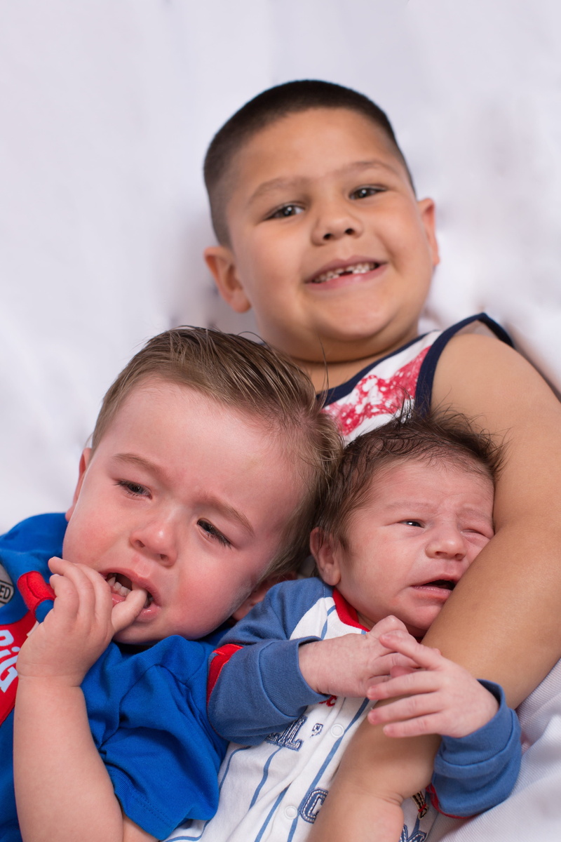 sister, siblings, 4K, family, real people, males, cute, indoors, toddler, little, brother, kids, love, brothers, innocence, boys, togetherness, child