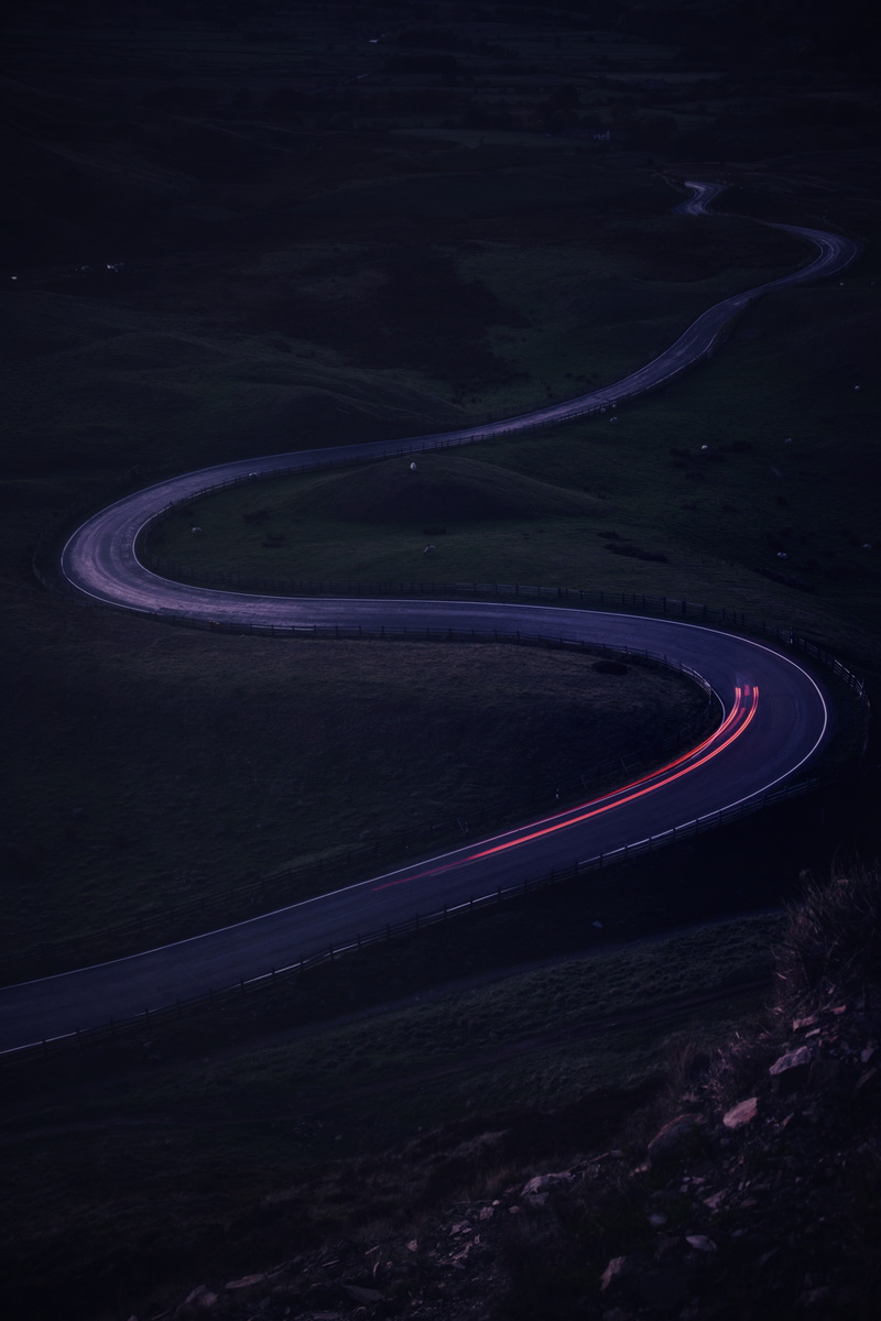 glow, 5K, twisty, turn, road
