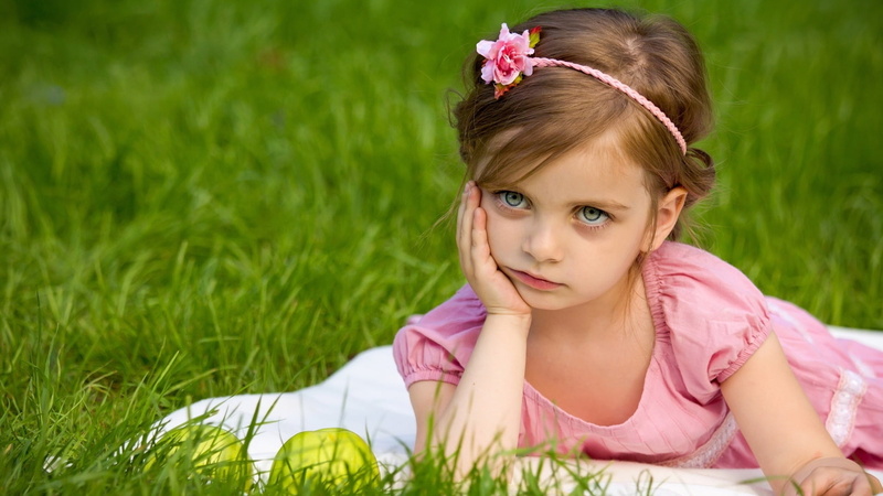 small, one person, offspring, 1080P, plant, front view, girls, women, sunshine, looking at camera, s, one girl only, sleeved, pink, enjoyment, fun, girl