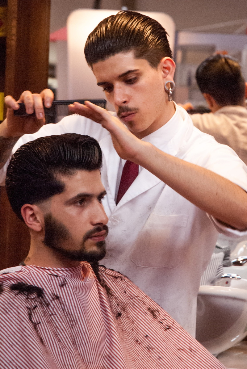 facial hair, Hair, young adult, black, males, 2K, beard, indoors, young men, business, Hairdresser, men, comb, adult, holding, presentation, barber, two people