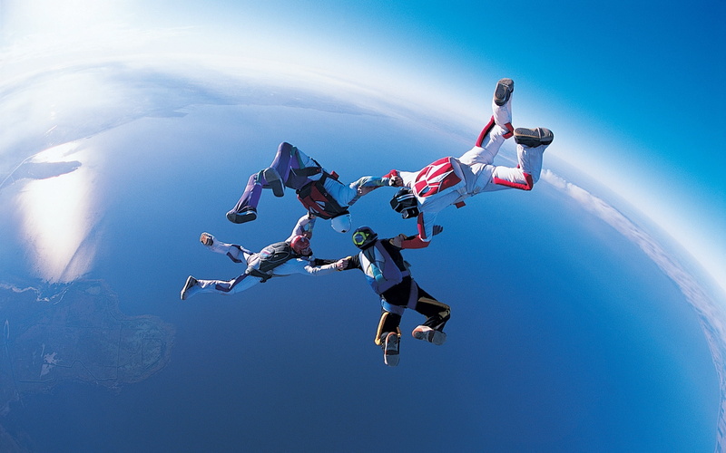 speed, taking the plunge, full length, 2K, fun, outdoors, parachute, freedom, adult, action, surface, land, parachuting, diving, sky, motion, jumping