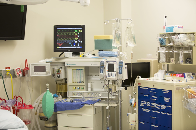 medical equipment, medical supplies, medicine, occupation, no people, operating room, hospital, hospital ward, massachusetts general hospital, monitors