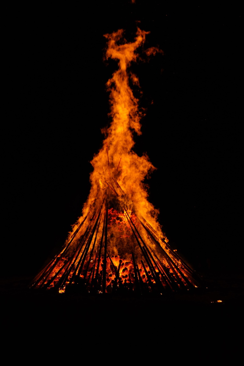 burning down, architecture, fire, dark, evolutionary, sky, mystical, romantic, no people, 5K, solstice, night of san juan, yellow, smoke - physical structure