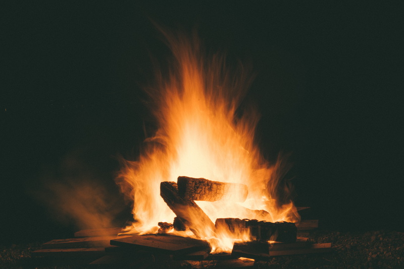 burning, log, glowing, time, 5K, sign, campfire, yellow, night, wood - material, heat - Temperature, flame, fireplace, blurred motion, no People, wood