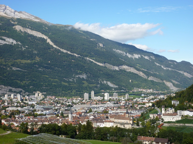 Chur, cityscape, building, cloud - sky, architecture, sky, Graubünden, tree, mountain, 2K, mountain range, town, city, Switzerland, Capital, residential district