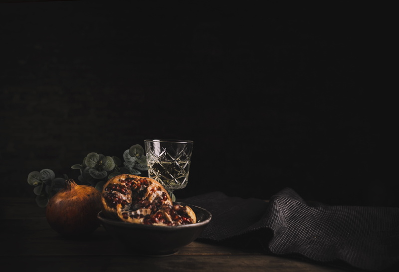 healthy eating, fruit, close-up, drink, ceramic, household equipment, brown, dark, 4K, table, black background, indoors, glass, wellbeing, goblet, food and drink