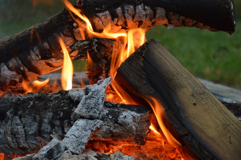 firepit, blazing, fire ring, campfire, fire, open fire, 5K, outdoors, embers, fire - natural phenomenon, wood burning, no people, camping, heat - temperature