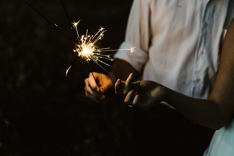 5K, flame, event, human Hand, blurred motion, illuminated, person, midsection, motion, firework, hand, glowing, sparklers, fire - Natural Phenomenon, sparks