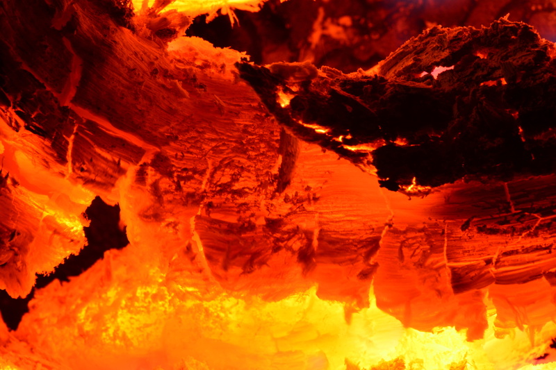 no people, flowing, water, glowing, hell, nature, burn, fire, beauty in nature, warm, heat - temperature, power in nature, orange color, firewood, wood
