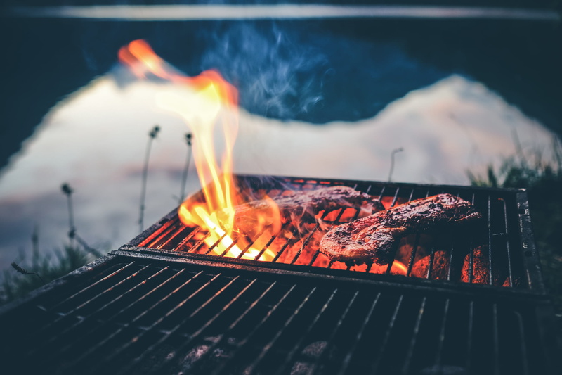 flame, barbecue, meat, barbecue grill, fire - natural phenomenon, environment, food, bbq, 1080P, food and drink, heat - temperature, smoke - physical structure