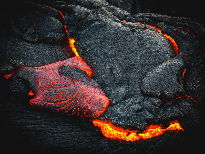 lava, 4K, fiery, volcano, surface