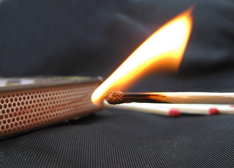 Burning, single object, strike, business, focus on foreground, Matchstick, hot, blaze, heat - temperature, Match, fire, fire - natural phenomenon, igniting
