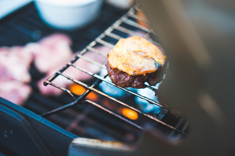 grill, hamburger, hungry, preparing food, cooking, food and drink, snack, meat, fast food, barbecue grill, heat - temperature, temptation, burning, ready-to-eat