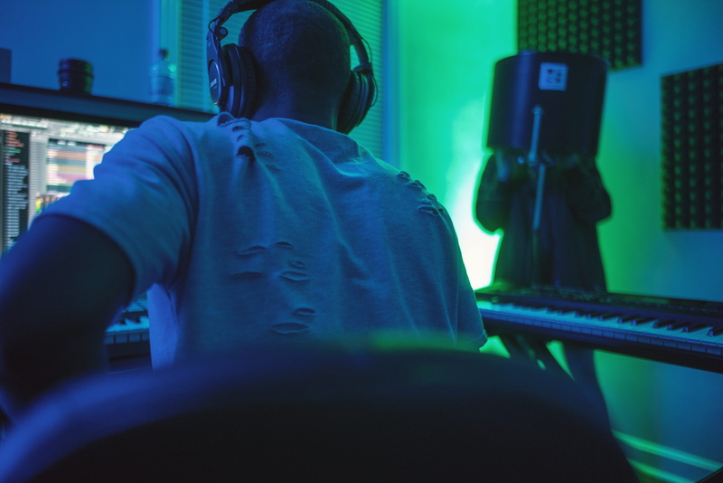 wireless technology, thisismusic, hardwork, nashville, workhard, computer monitor, studiosession, music, occupation, business, men, headset, people, communication