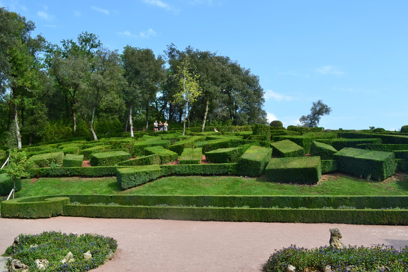day, grass, garden, hedge, marqueyssac garden, no people, aquitaine, dordogne, sky, bushes carved, growth, tranquil scene, scenics - nature, marqueyssac