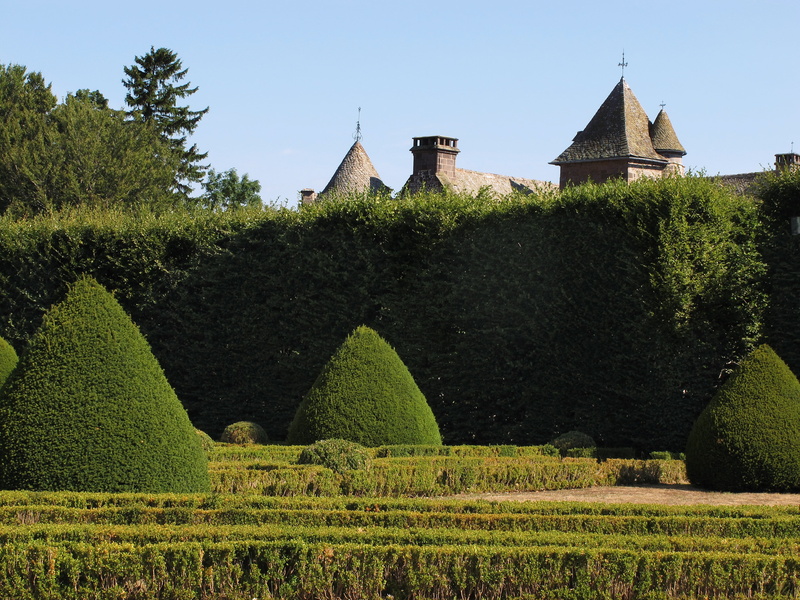 the past, growth, france, 2K, orcival, boxwood, agriculture, building, rural Scene, land, hedges, hill, place of worship, hedge, beech, no people, cordès