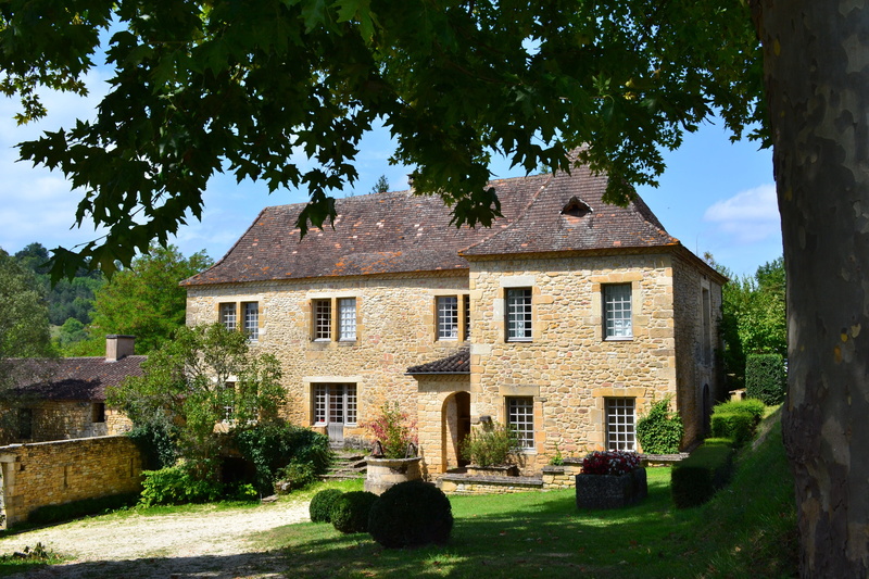 plazac, 4K, water, house, france, building exterior, plant, tree, boxwood, dordogne, no people, window, perigord, path, stone house, building, residential district