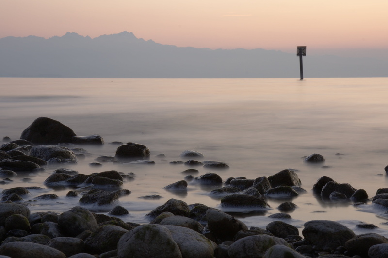 still water, Bodensee, near, 4K, photo, beach, sea, rocks, Lake Constance, still, nature, sunset, landscape, Nonnenhorn, water, dusk
