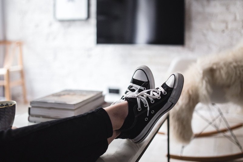4K, wooden floor, white floor, human Leg, caucasian, marble table, working, human limb, minimal, adult, black color, scandinavian, couch, living room