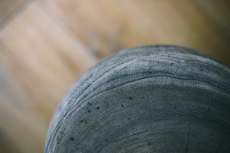 selective focus, simplicity, gray, softness, backgrounds, no people, land, high angle view, copy space, macro, furniture, pattern, focus on foreground