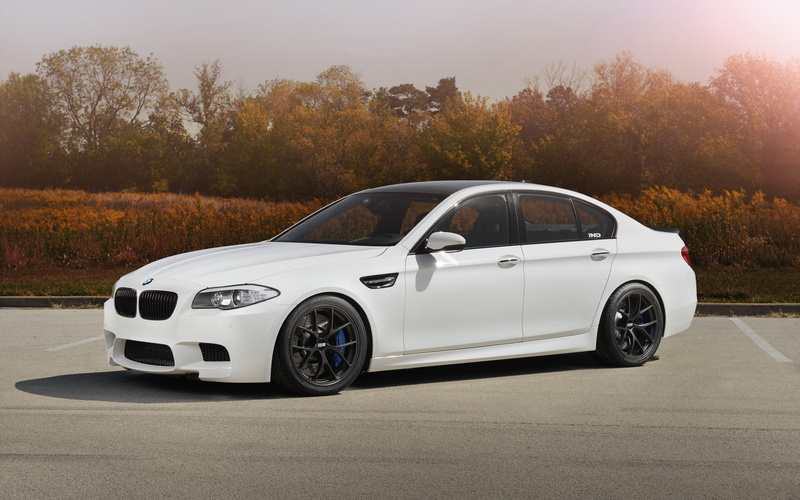 2K, m, BMW, White, f, Car