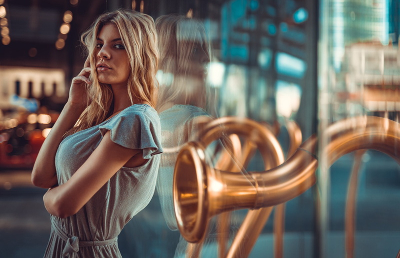 girl, 1080P, hands, glass, Sofia Beautiful, reflection, look, Marco Squassina