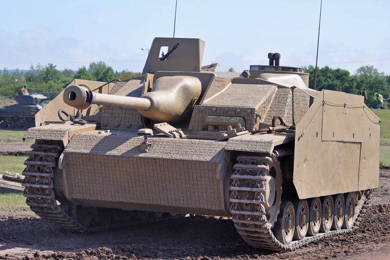 StuG III, battle, times, city, nature, gun, artillery, brown, railroad track, tank, assault, architecture, sky, Sturmgeschütz III, armor, transportation