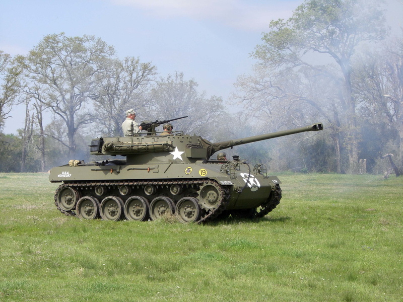 private, 2K, armed forces, outdoors, grass, gray, mode of transportation, tree, USA, transportation, historical, armored tank, club, self-propelled, reconstruction