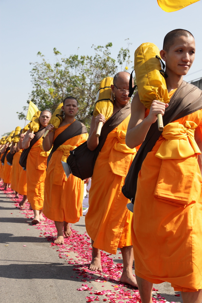 people, buddhism, females, lifestyles, men, women, wat, nature, day, child, full length, childhood, traditional clothing, buddhist, temple, boys, monks