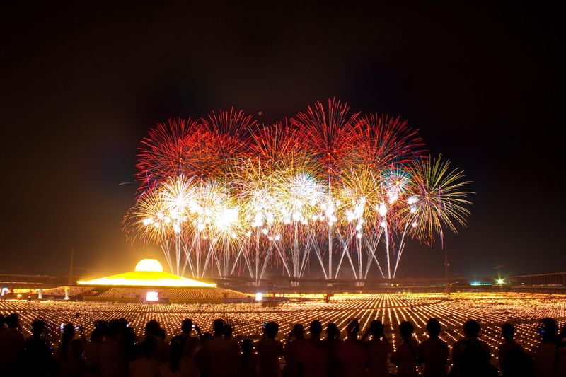 budhas, watching, architecture, exploding, fire - Natural Phenomenon, buddhism, firework - Man Made Object, thai, traditional Festival, thailand, firework
