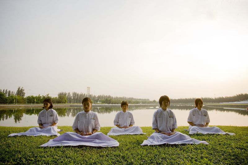 medium group of people, dhammakaya pagoda, school, relaxation, togetherness, plant, group of people, 4K, day, males, more than, buddhists, near, sky, girls