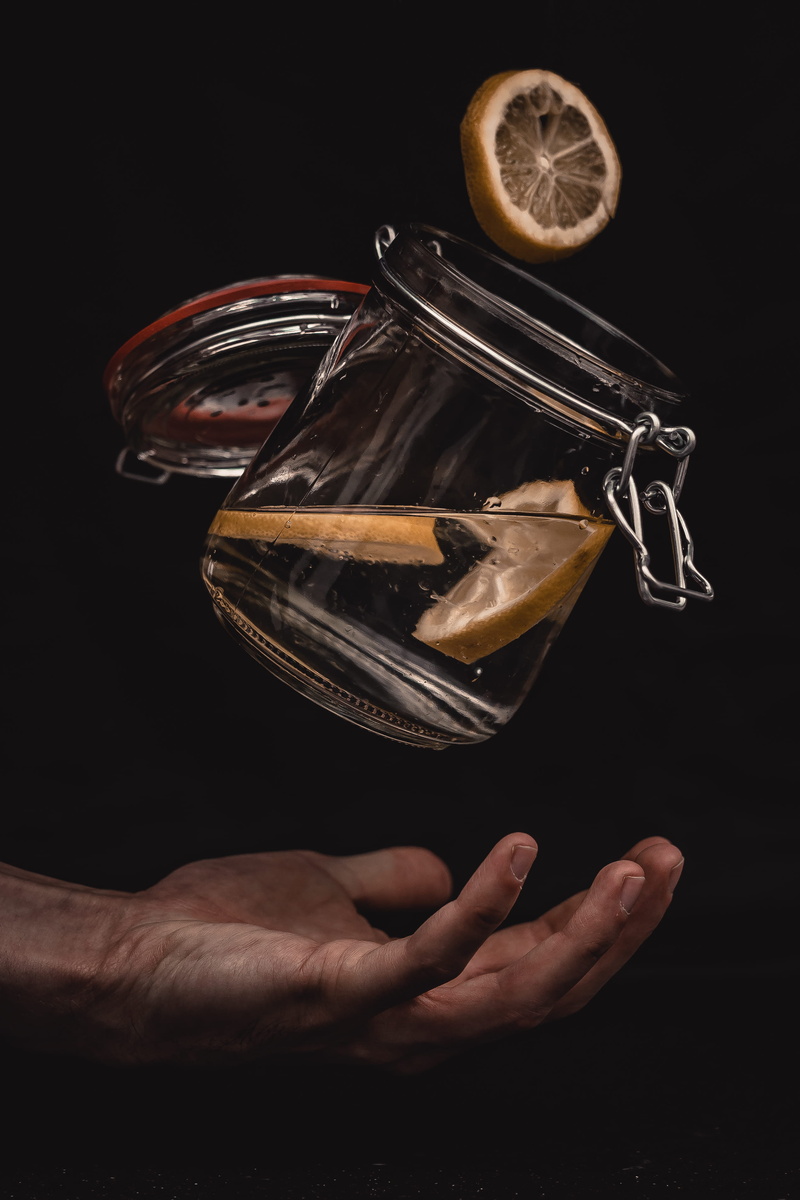 finger, pot, indoors, food, 2K, sphere, human finger, jug, human hand, holding, sunlight, crystal, coffee cup, drink, gold, plant, s, sliced, food and drink