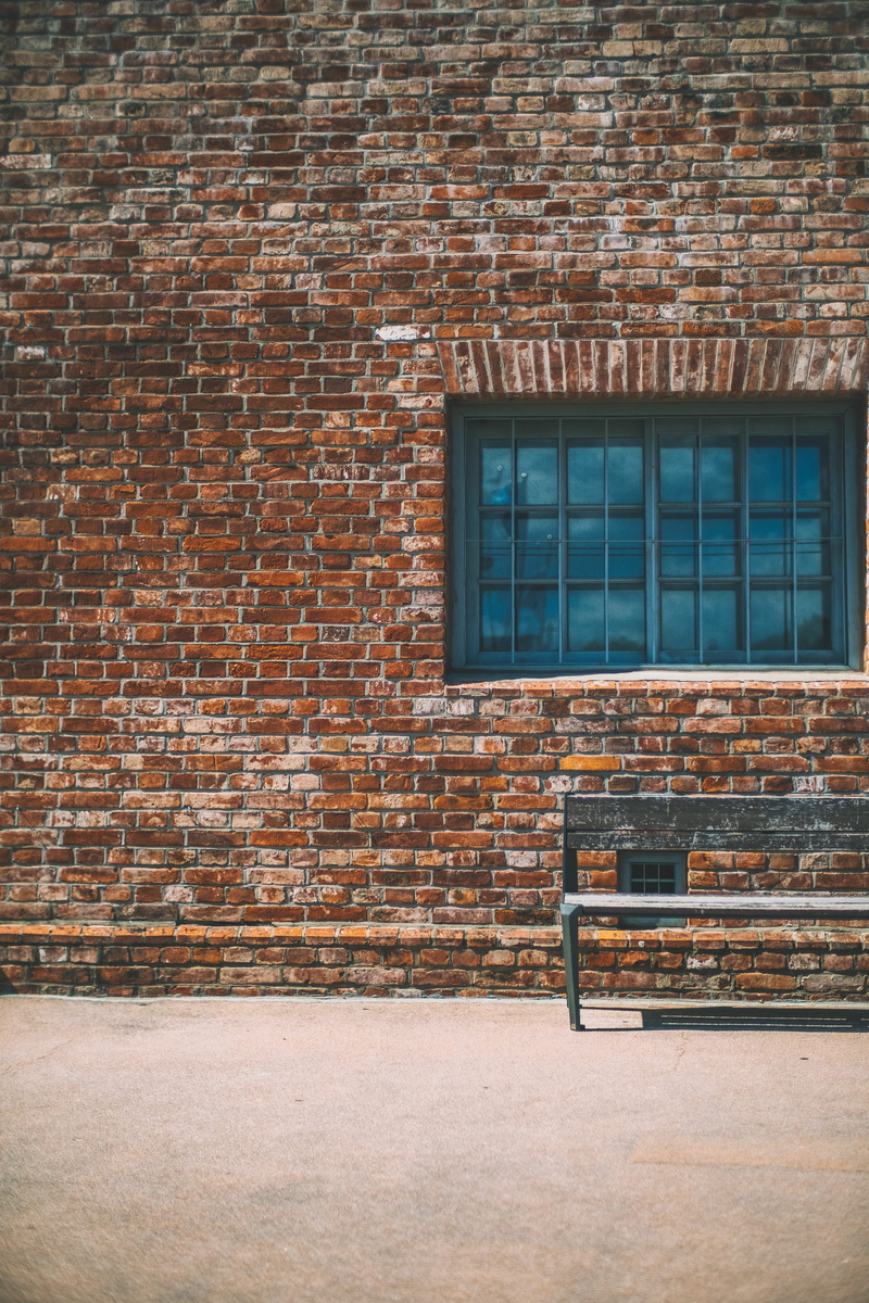 brick Wall, dirty, empty, red, brickwork, city, moody, 4K, wall, wood - Material, outdoors, domestic Room, urban, bench, textured, seat, brick, wall - Building Feature
