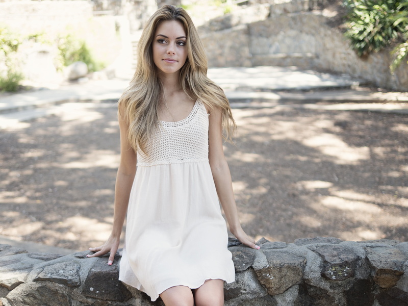 beauty, cute, royalty, bench, hair, smile, 4K, outdoors, beautiful woman, teen, natural, females, summer, beautiful woman smiling, woman smile, young women