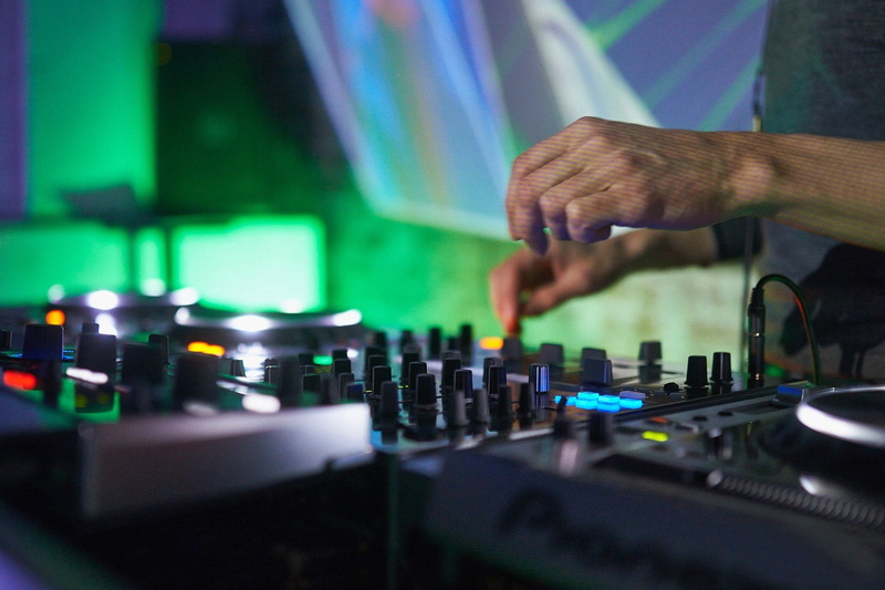 control panel, adjusting, push button, black, DJ, electrical equipment, skill, one person, mixer, nightlife, 1080P, sound recording equipment, control