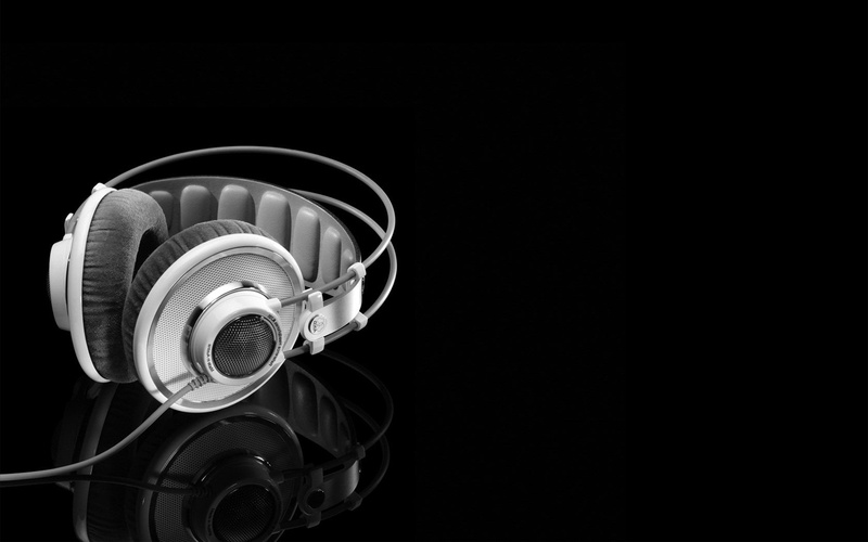 Music, DJ, Spike Dj, electrical equipment, Headphones, no people, photography themes, grey, studio shot, man made, 720P, equipment, close-up, indoors