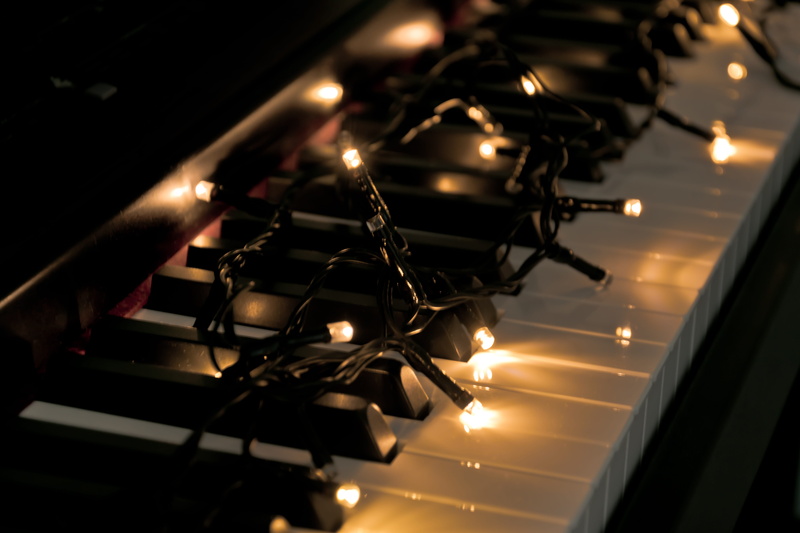 nightlife, musical, technology, jazz, song, winter, glowing, electric lamp, metal, warm, christmas, sound, melody, performer, 5K, vintage, band, close-up