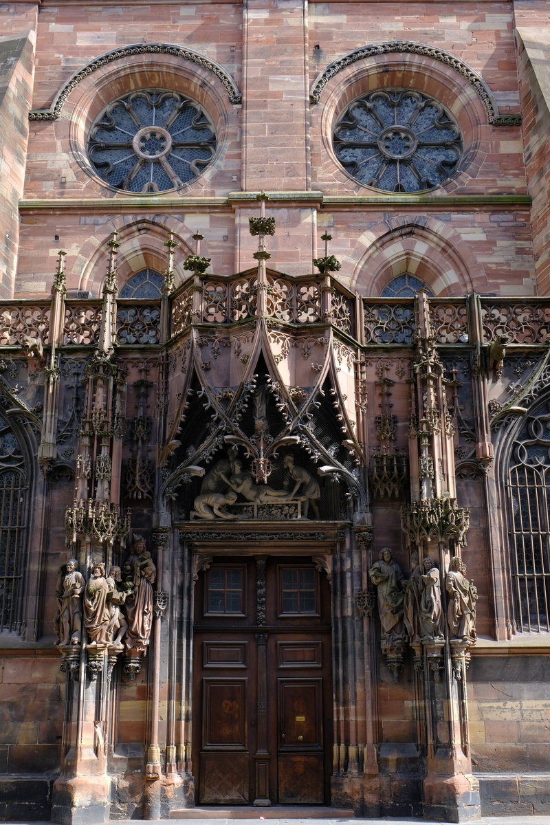 catholic, christianity, facade, structures, pillar, art and craft, place of worship, faith, natural, stone processing, commemorate, old town, belief, religion