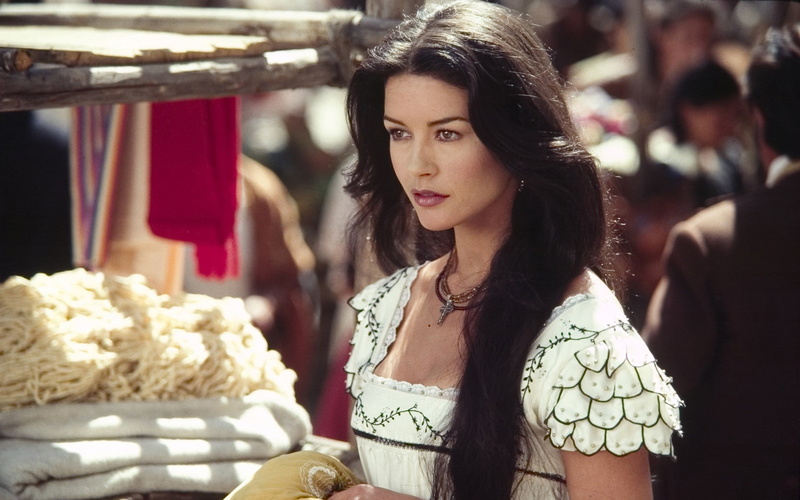 movies, one person, retail, incidental people, waist up, looking, young women, hair, brunette, dark hair, Catherine Zeta-Jones, actress, beauty, portrait