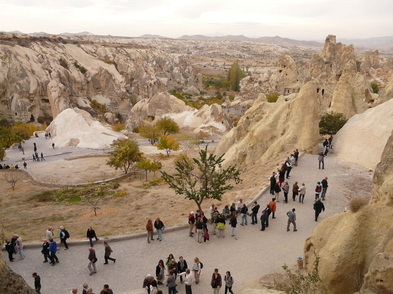 mountain, lifestyles, tuff rock, adults only, day, people, rock, göreme open air museum, byzantine, christianity, rocky towers, 2K, leisure activity, Göreme