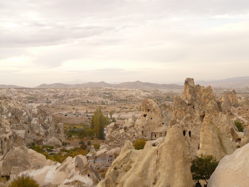 desert, göreme, archaeology, christian, world heritage, tourist centre, orthodox, climate, chapels, sky, history, tourism, open air museum, 2K, scenics - nature