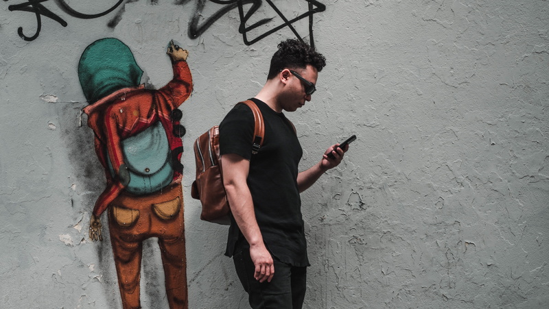 outdoors, moses vega, men, nyc, iphone 8, artwork, manhattan, people, urban vibes, new york, concrete jungle, staten island, holding, dope, united states